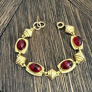 Vintage Monet Gold Tone Red Cabochon Bracelet Signed Monet